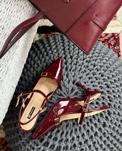 کفش پاشنه سوزنی
