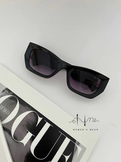 عینک MIU MIU