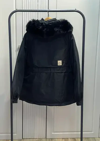 کاپشن کوتاه خزدار