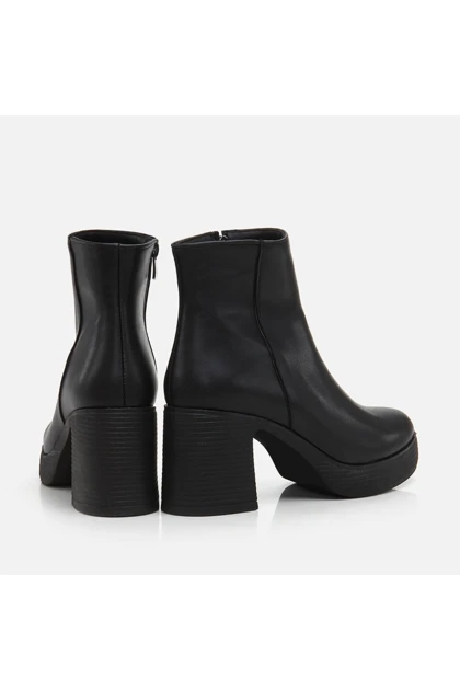 بوت و نیم بوت زنانه yaya-by-hotic yaya-by-hotic