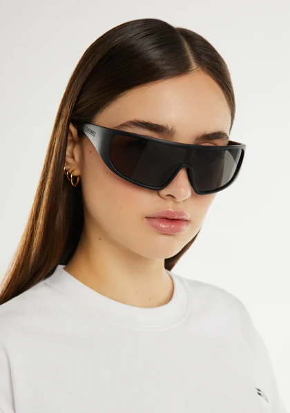 عینک آفتابی دی فرانکلین مدل D.franklin Nell Matt Black / Smoke