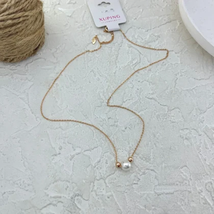 گردنبند زنانه ژوپینگ مدل مریسا طرح طلا با آویز مروارید