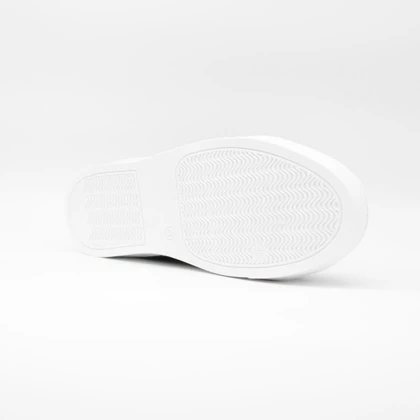 کتانی برشکا مشکی سفید ست کد 1395