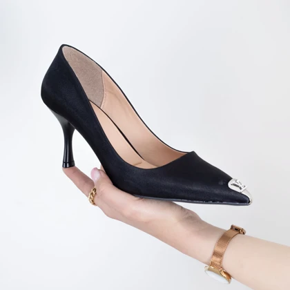 کفش پاشنه‌دار SKY LADY یراق LV