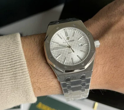 ساعت اودمار پیگه AP مردانه نقره ای صفحه سفید Audemars Piguet Royal Oak