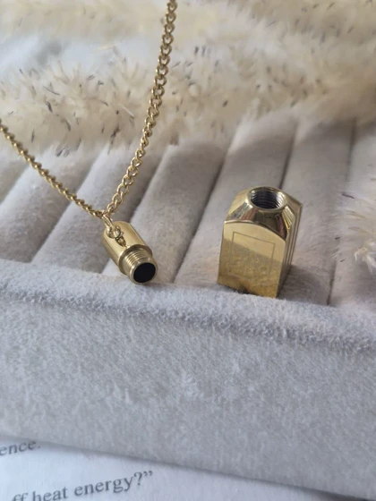 گردنبند عطر کلین