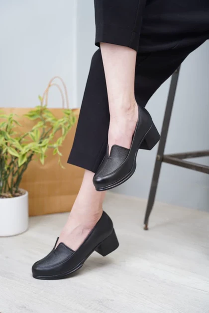 کفش طبی زنانه دلبر