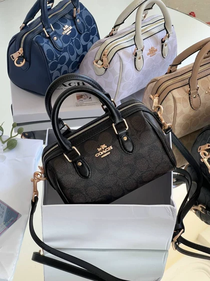 کیف صندوقی کوچ Coach کد 127