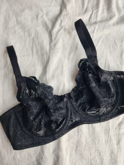 سوتین تک دانتل و پرلون فنردار مدل Romelica برند SHANDERMAN کد: 2415