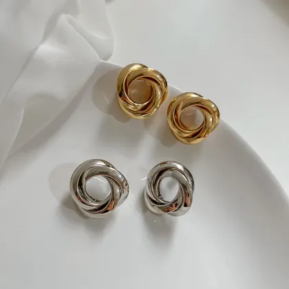 گوشواره طرح زارا حلقه