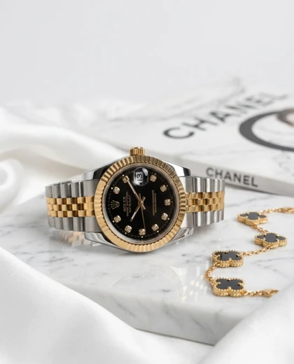ساعت زنانه صفحه مشکی برند rolex geneve موتورژاپنی با کارت ضمانت 12ماهه تصویر دوم ارسال رایگان