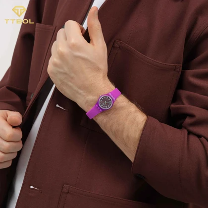 ساعت مچی سواچ SWATCH LV122