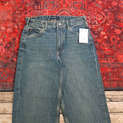 شلوار جین یونیسکس بگ استایل از pull & bear کد 316