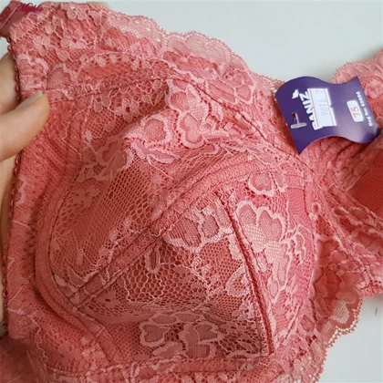 ست شورت و سوتین زنانه پانیذ کالباسی مدل بدون فنر گیپوری کد 9016