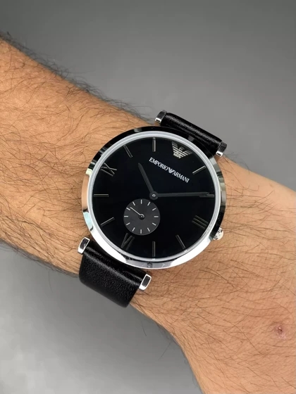 ساعت مچی امپریو آرمانی زیر ثانیه بند چرمی صفحه مشکی Emporio Armani