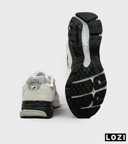 کفش کتانی طوسی مشکی کرم NEW BALANCE 990