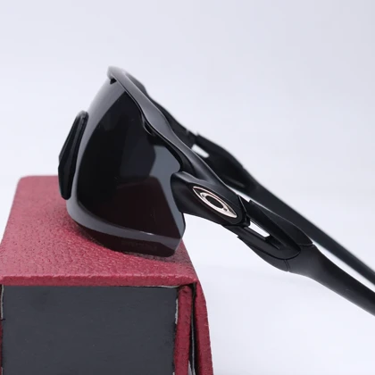 عینک برند OAKLEY کد 181438