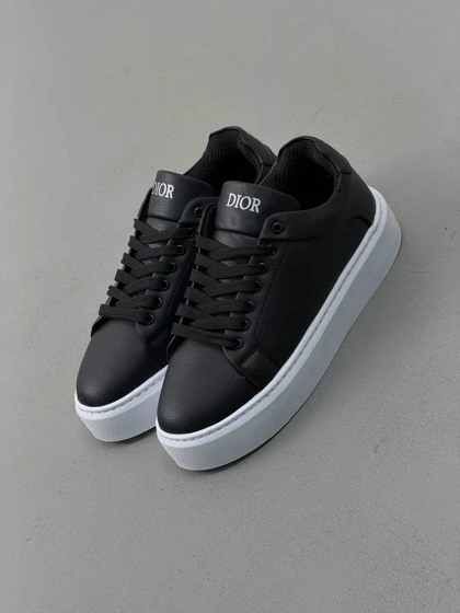 ونس DIOR 8042