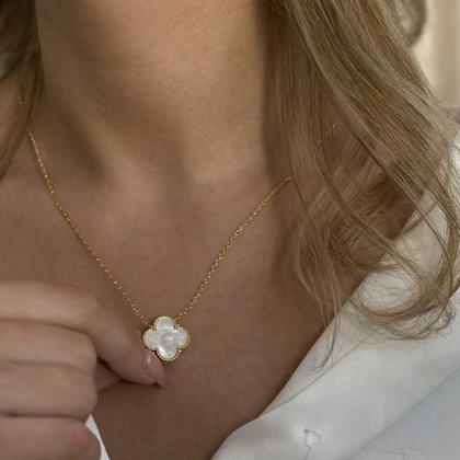 نیم ست ونکلیف سفید تک گل های کوالیتی