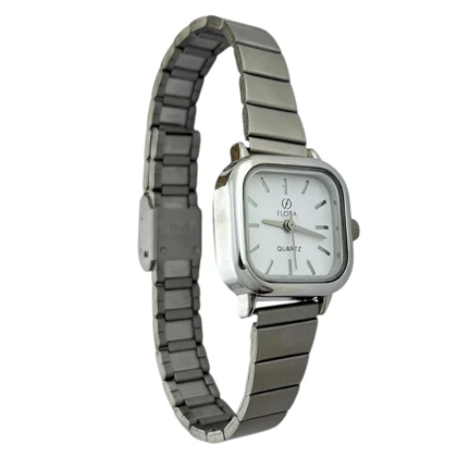 ساعت مچی زنانه شیک طرح فلورا، ظرافت در دستان شما