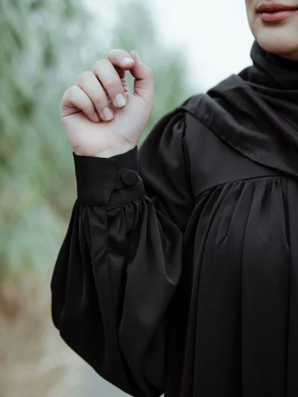 عبا اربعینی بنتیکس