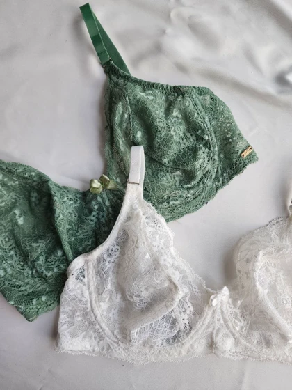 سوتین تک فنردار بدون ابر مینی مایزر SATER SEEN کد: 1060