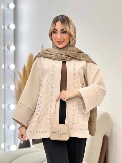 مانتو گلدوزی جلو باز