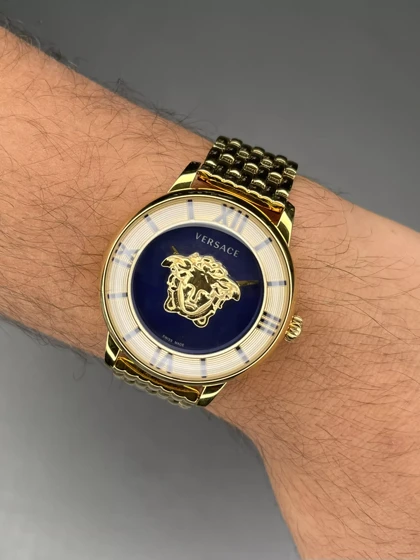 ساعت مچی ورساچه طلایی صفحه طرحدار سرمه ای Versace La Medusa