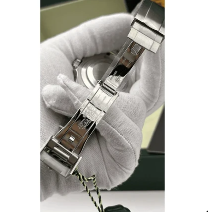 ساعت رولکس سابمارینر زنانه نقره ای صفحه سبز (هالک) Rolex Submariner Hulk