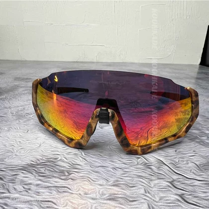 عینک OAKLEY سه لنز FLIGHT JAKET OAKLEY پلنگی