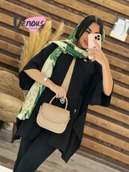 مانتو پولیتی دکمه چوبی