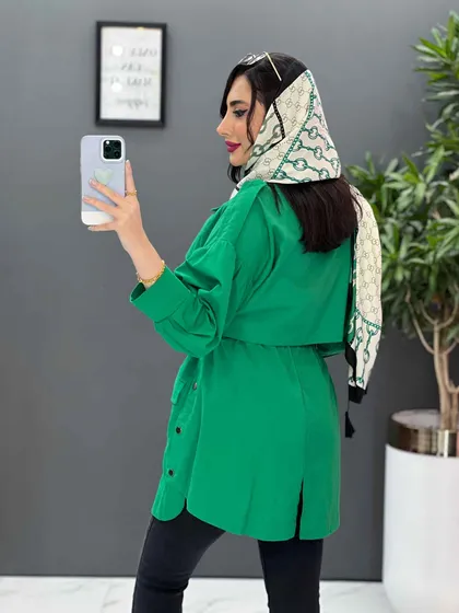 مانتو کمرگت بغل سه دکمه