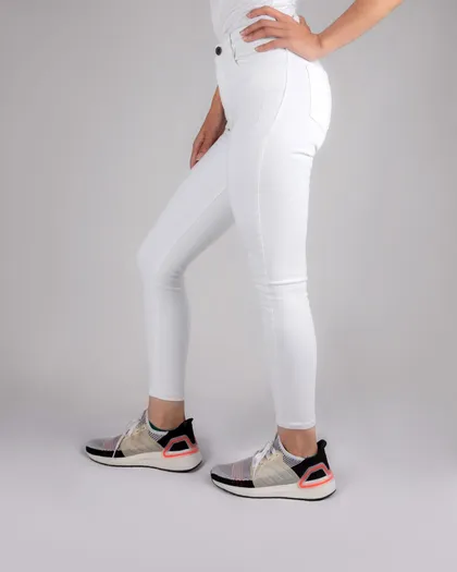 شلوار جین سفید زنانه