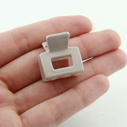 کلیپس دخترانه مربعی