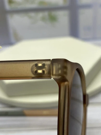 عینک آفتابی اسپریت با تکنولوژی پلاریزه و UV400؛ سبک، مقاوم و مناسب استایل روزانه و رانندگی طولانی