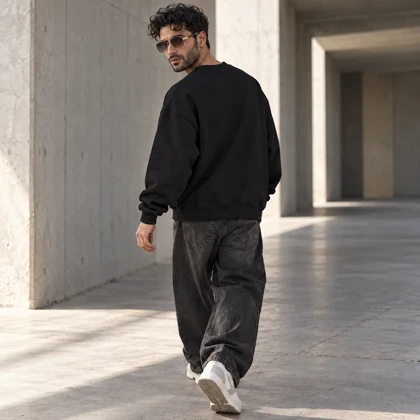 دورس یونیسکس یقه گرد طرح گرافیکی عروسکی SOM مشکی پرسیسکا