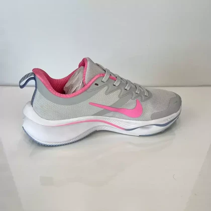 کفش راحتی زنانه نایکی طرح لبخند مستر طوسی