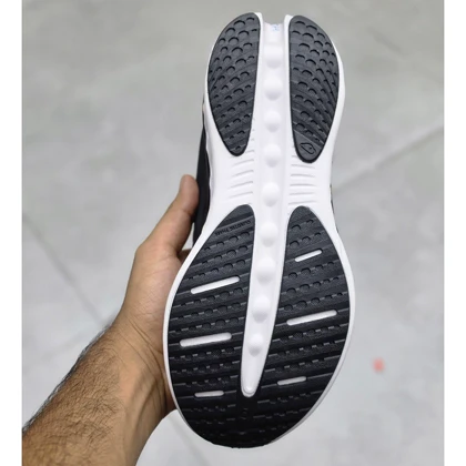 کتانی ویتنامی آن رانینگ کلودسرفر مشکیon Running Cloudsurfer black