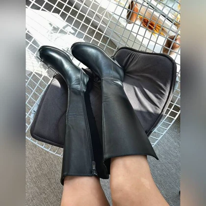 بوت بلند سما