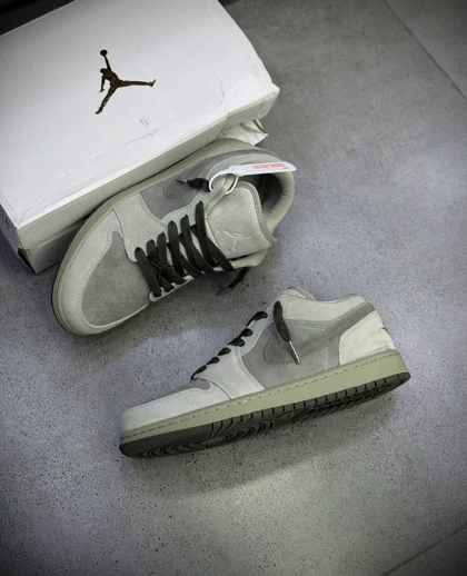کتانی ویتنامی ایر جردن وان لو زیتونیNike Air Jordan 1 Low SE Spruce FogJade Stone