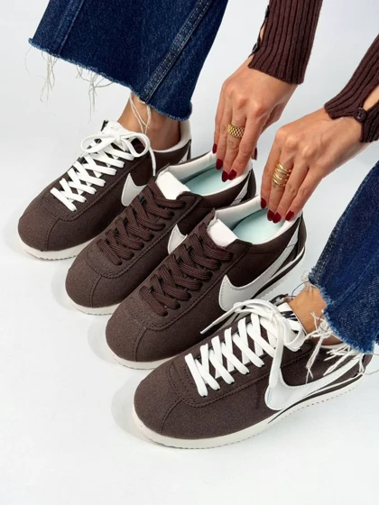 کتانی نایکی زنانه کژوال قهوه‌ای