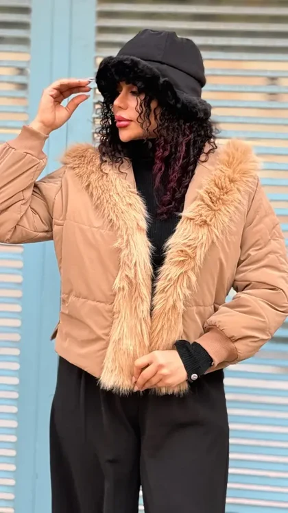 کاپشن کلاه دار