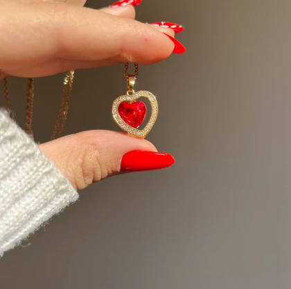 گردنبند نگین قلبی