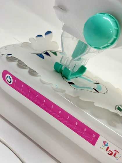 چرخ خیاطی اسباب بازی