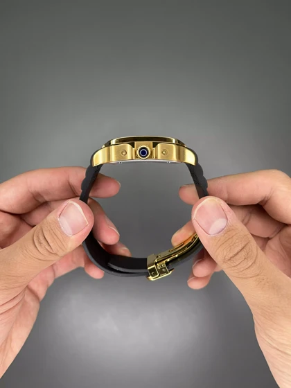 ساعت مچی کارتیه کورنوگراف بند رابر مشکی قاب طلایی Cariter