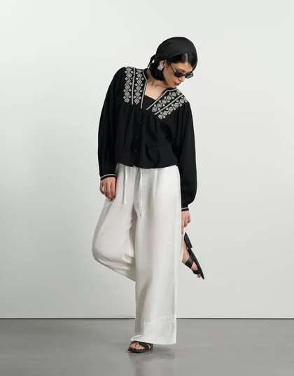 پیش گلدوزی دکمه دار