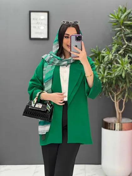 مانتو یقه دوبل آستین پاکتی