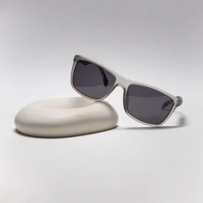 عینک آفتابی اوکلی (Oakley) مدل P1037 - سفید اتمی
