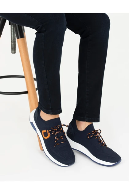 کتانی مردانه اورجینال pierre-cardin pierre-cardin