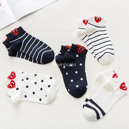 جوراب مچی کنار قلبی قرمز